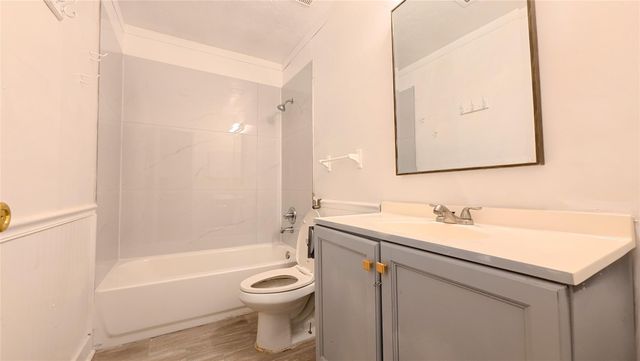 9519 Wellsworth Drive, Houston, TX 77083