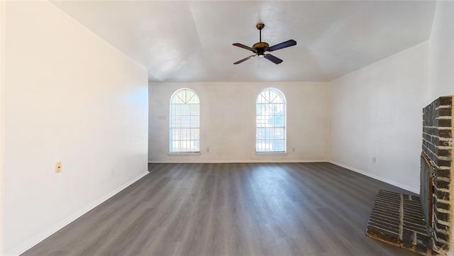 9519 Wellsworth Drive, Houston, TX 77083