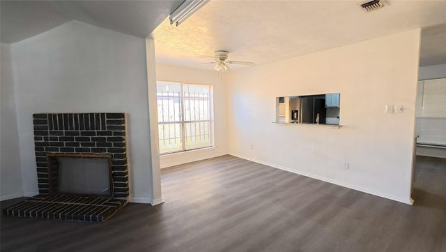 9519 Wellsworth Drive, Houston, TX 77083