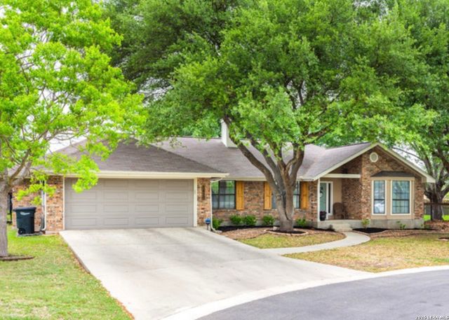 1420 DEVIN DR, New Braunfels, TX 78130