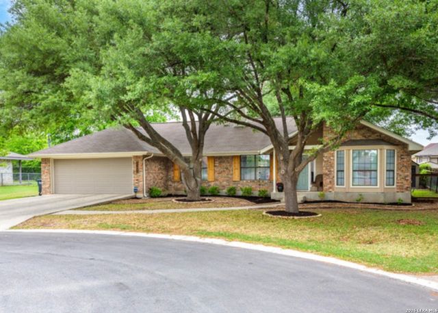 1420 DEVIN DR, New Braunfels, TX 78130