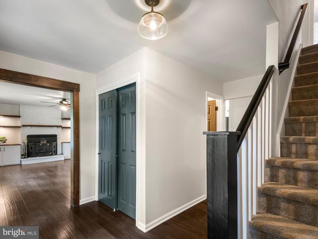 1104 CALN MEETINGHOUSE RD, Coatesville, PA 19320