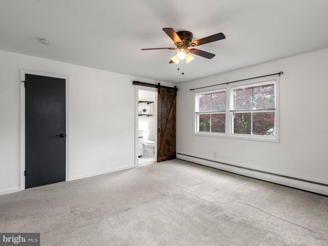 1104 CALN MEETINGHOUSE RD, Coatesville, PA 19320