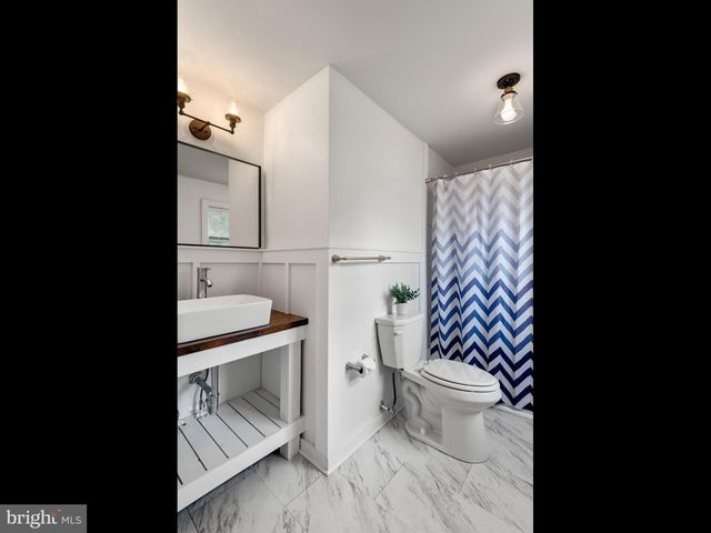 1104 CALN MEETINGHOUSE RD, Coatesville, PA 19320