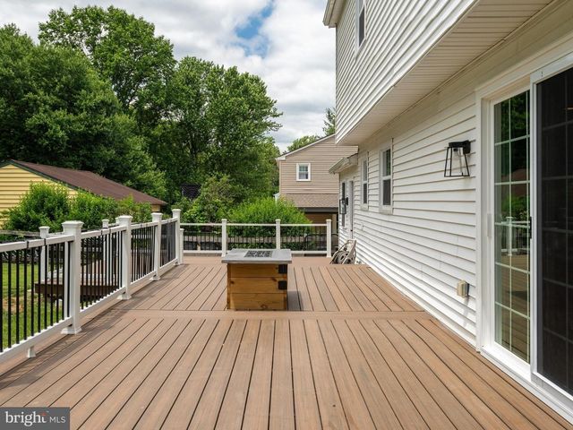 1104 CALN MEETINGHOUSE RD, Coatesville, PA 19320
