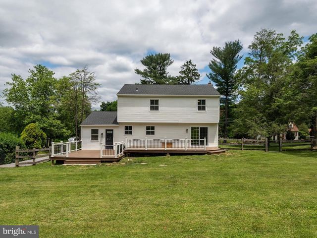 1104 CALN MEETINGHOUSE RD, Coatesville, PA 19320