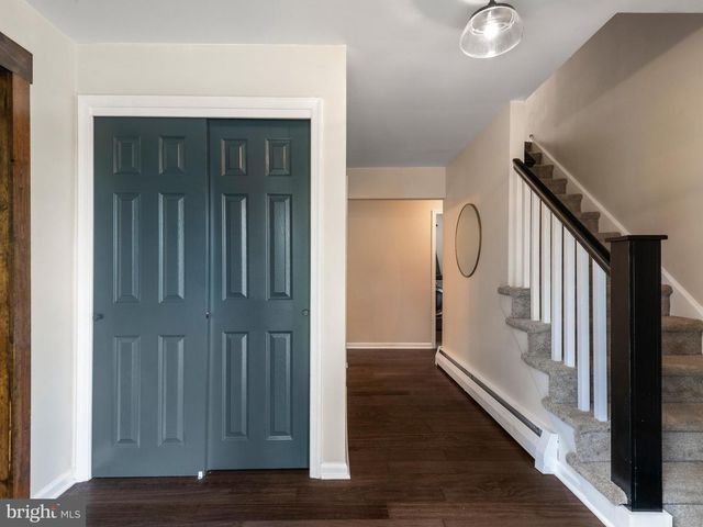 1104 CALN MEETINGHOUSE RD, Coatesville, PA 19320