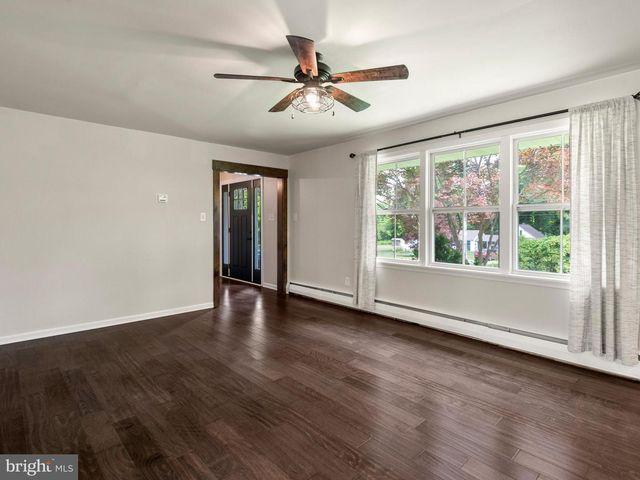 1104 CALN MEETINGHOUSE RD, Coatesville, PA 19320
