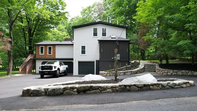 616 Grove St, Framingham, MA 01701