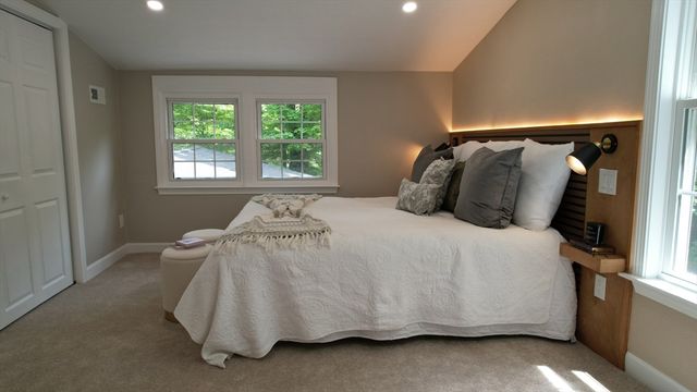 616 Grove St, Framingham, MA 01701