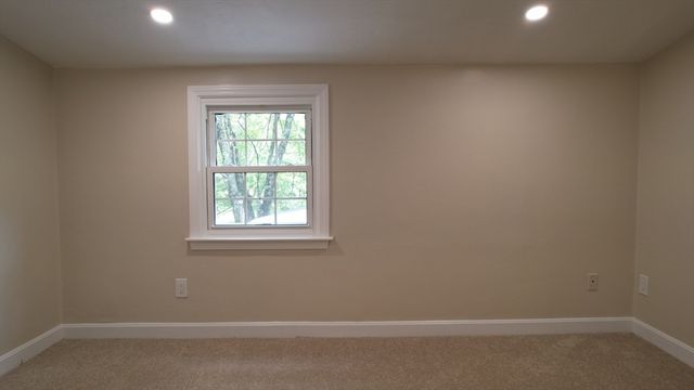 616 Grove St, Framingham, MA 01701
