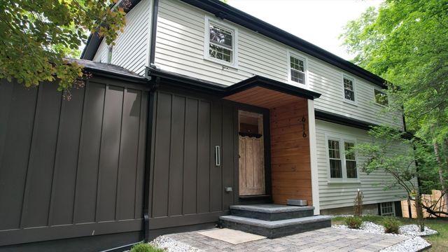 616 Grove St, Framingham, MA 01701