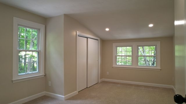 616 Grove St, Framingham, MA 01701