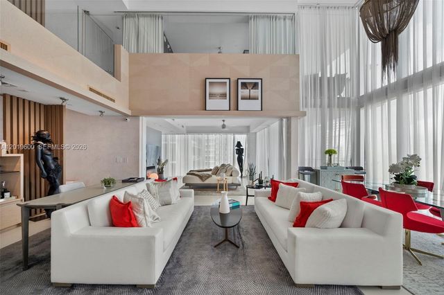 1040 Biscayne Blvd 4607, Miami, FL 33132