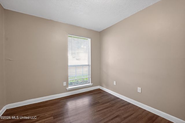 206 Valley Ridge Drive, Jackson, MS 39206