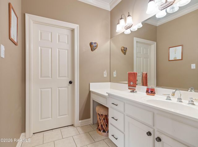 205 Mission Hills Drive, Broussard, LA 70518
