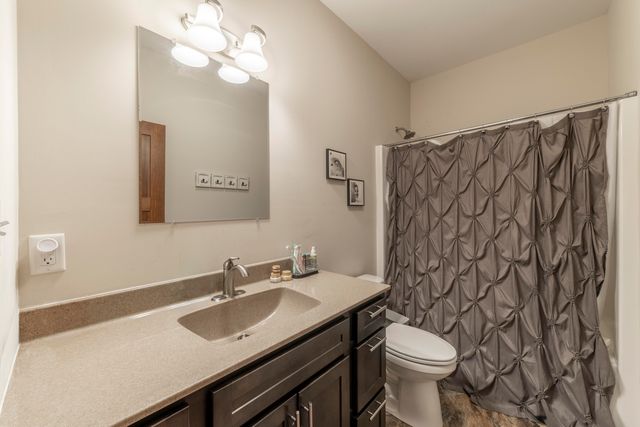 10451 Mattie Lane, Wheatfield, IN 46392