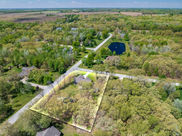 10451 Mattie Lane, Wheatfield, IN 46392