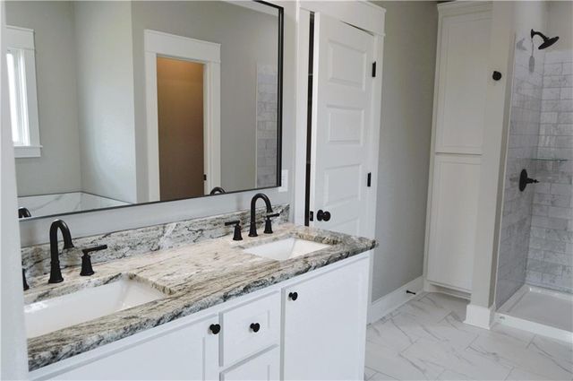 537 FELICIANA Drive, Pineville, LA 71360