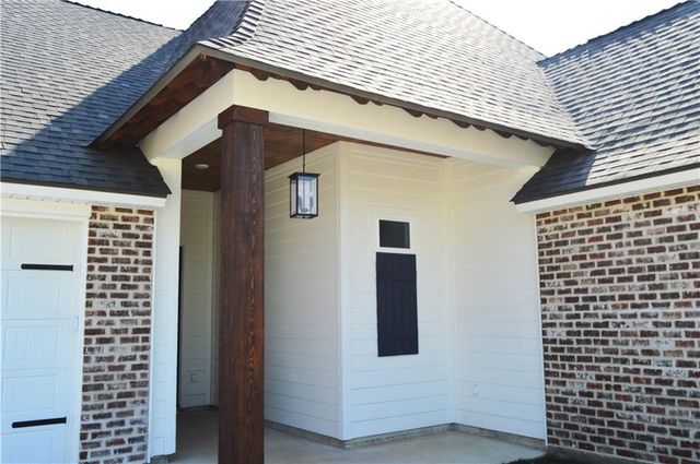 537 FELICIANA Drive, Pineville, LA 71360