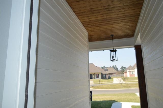 537 FELICIANA Drive, Pineville, LA 71360