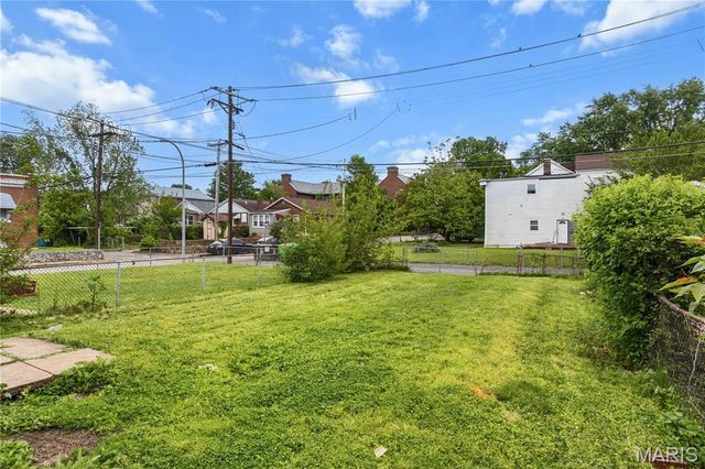 6204 Vermont Avenue, St Louis, MO 63111