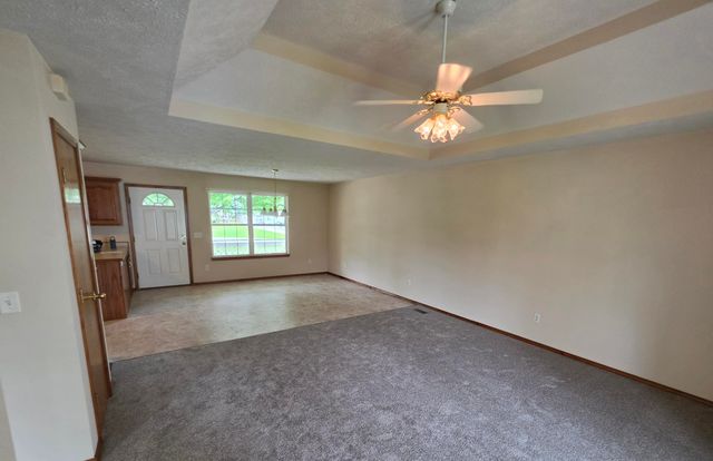 4061 W Gardenia Drive, Battlefield, MO 65619