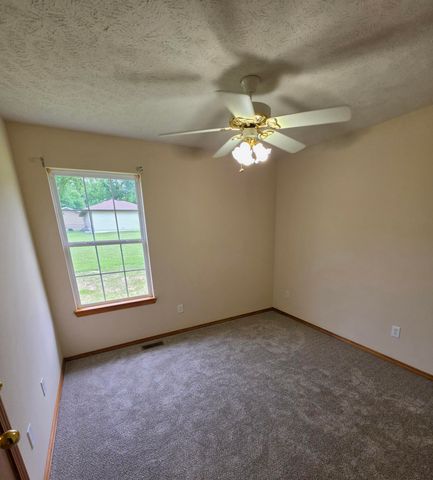 4061 W Gardenia Drive, Battlefield, MO 65619