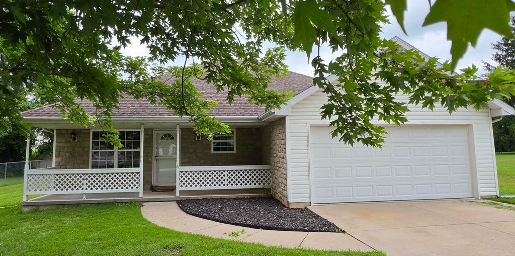 4061 W Gardenia Drive, Battlefield, MO 65619