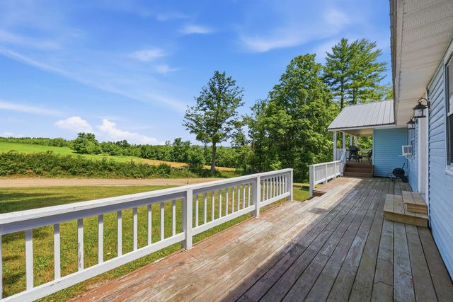 38 Storrs Drive, Loudon, NH 03307
