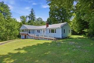 38 Storrs Drive, Loudon, NH 03307