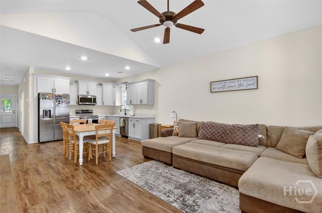 85 Cason Drive, Pembroke, GA 31321