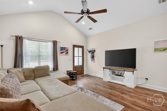 85 Cason Drive, Pembroke, GA 31321