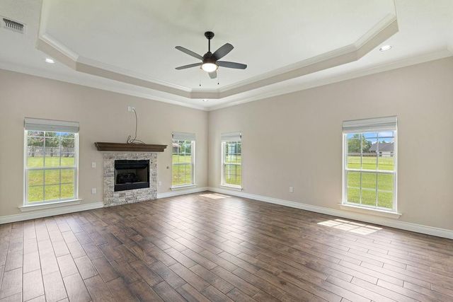 201 Silver Spur Drive, Lufkin, TX 75904