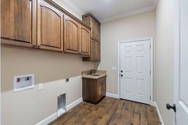 201 Silver Spur Drive, Lufkin, TX 75904