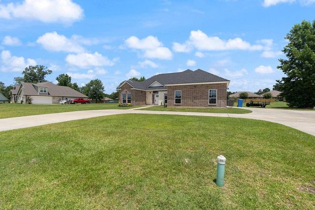 201 Silver Spur Drive, Lufkin, TX 75904