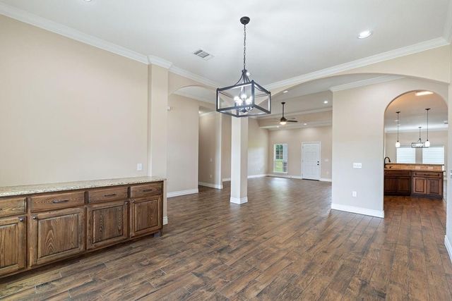 201 Silver Spur Drive, Lufkin, TX 75904