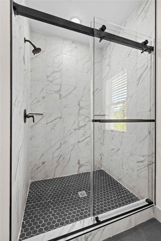 15 Handa Lane, Bella Vista, AR 72715