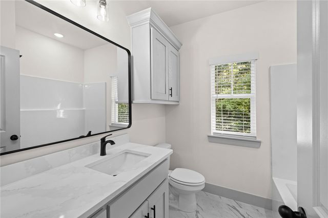 15 Handa Lane, Bella Vista, AR 72715