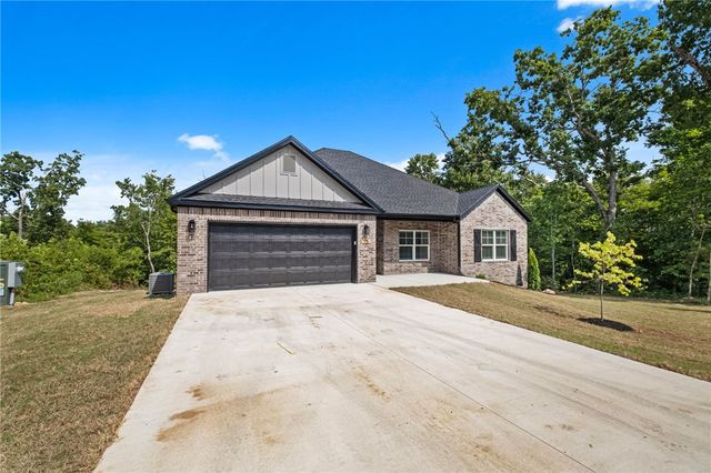 15 Handa Lane, Bella Vista, AR 72715