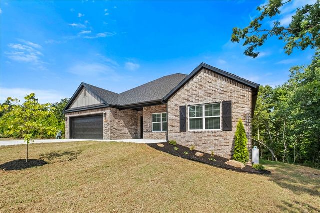 15 Handa Lane, Bella Vista, AR 72715