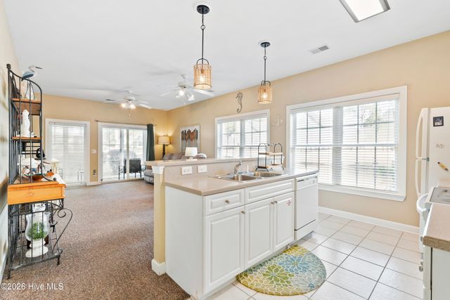 140 Avian Drive Apt 3706, Sunset Beach, NC 28468