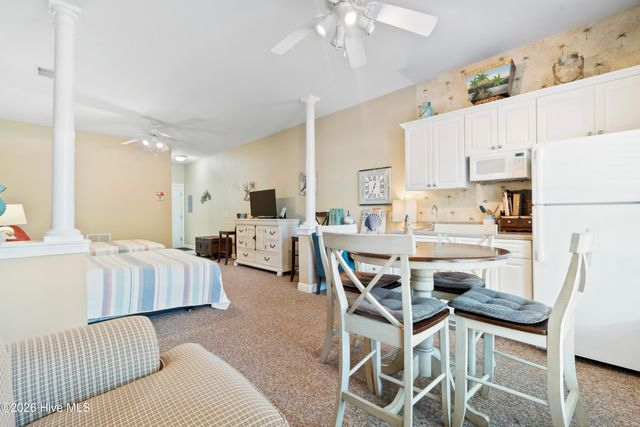140 Avian Drive Apt 3706, Sunset Beach, NC 28468