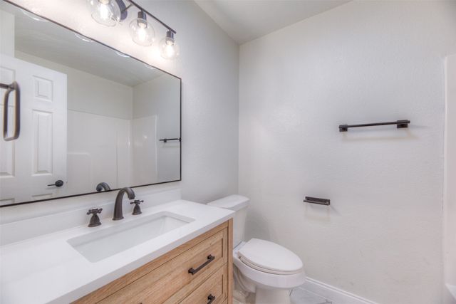 911 N 14th Street, Collinsville, OK 74021