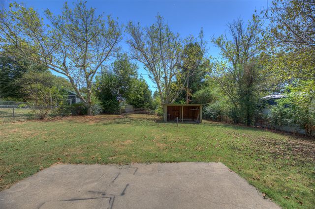 911 N 14th Street, Collinsville, OK 74021