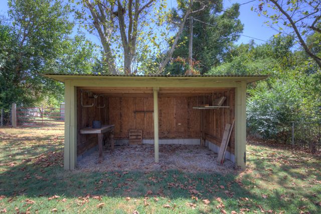 911 N 14th Street, Collinsville, OK 74021