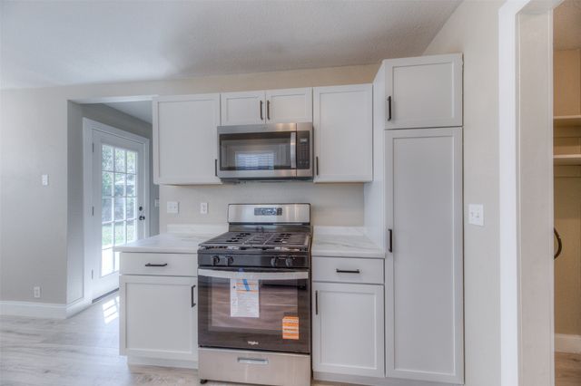 911 N 14th Street, Collinsville, OK 74021