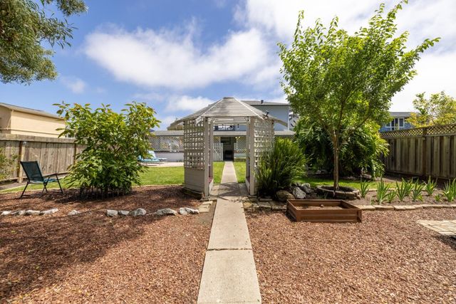 223 Rigg Street, Santa Cruz, CA 95060