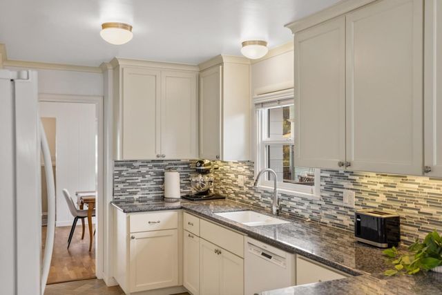 223 Rigg Street, Santa Cruz, CA 95060