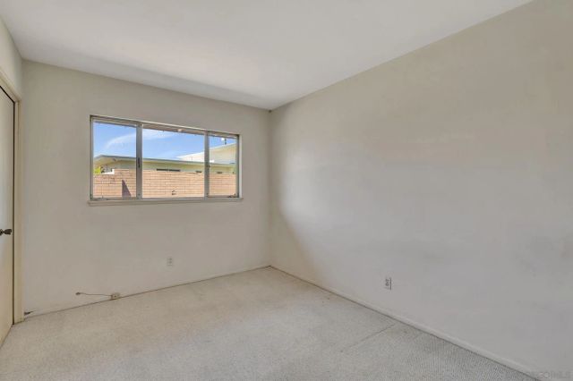 8838 La Jolla Scenic Dr N, La Jolla, CA 92037